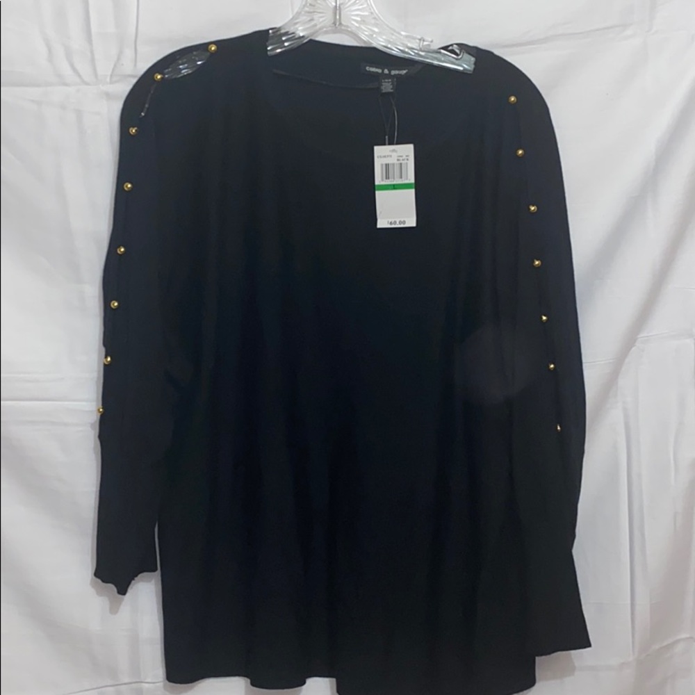 NWT women’s blouse